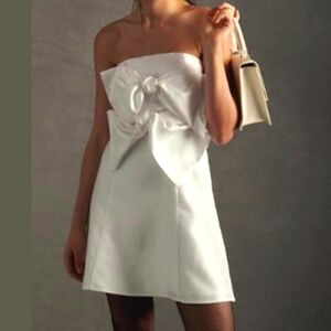 NWT Boskemper bow dress